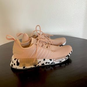 COPY - COPY - NMD R1 Adidas Sneakers